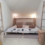 Studio Stella روفينج